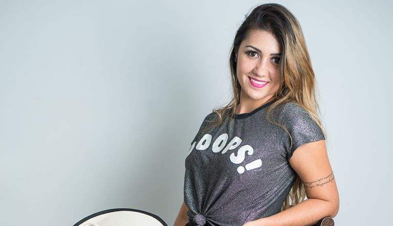 Foto-reprodução-cantora-capixaba