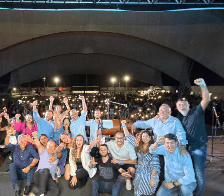 Screenshot_2025-10-16-22-44-15-798_com