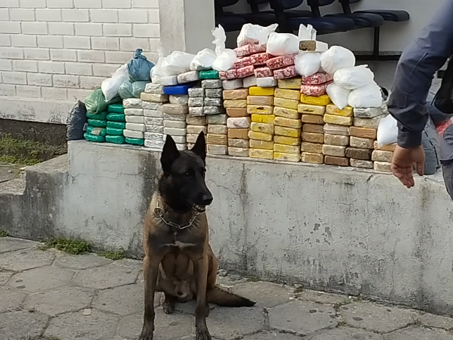 Screenshot_2025-11-28-18-08-36-099_com.miui