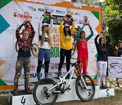 Ciclista capixaba é campeã do Continental Series Downhill